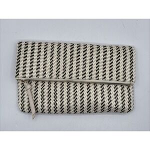 Moda Luxe Straw Cream Black White Foldover Clutch Crossbody Bag Resort Vacation